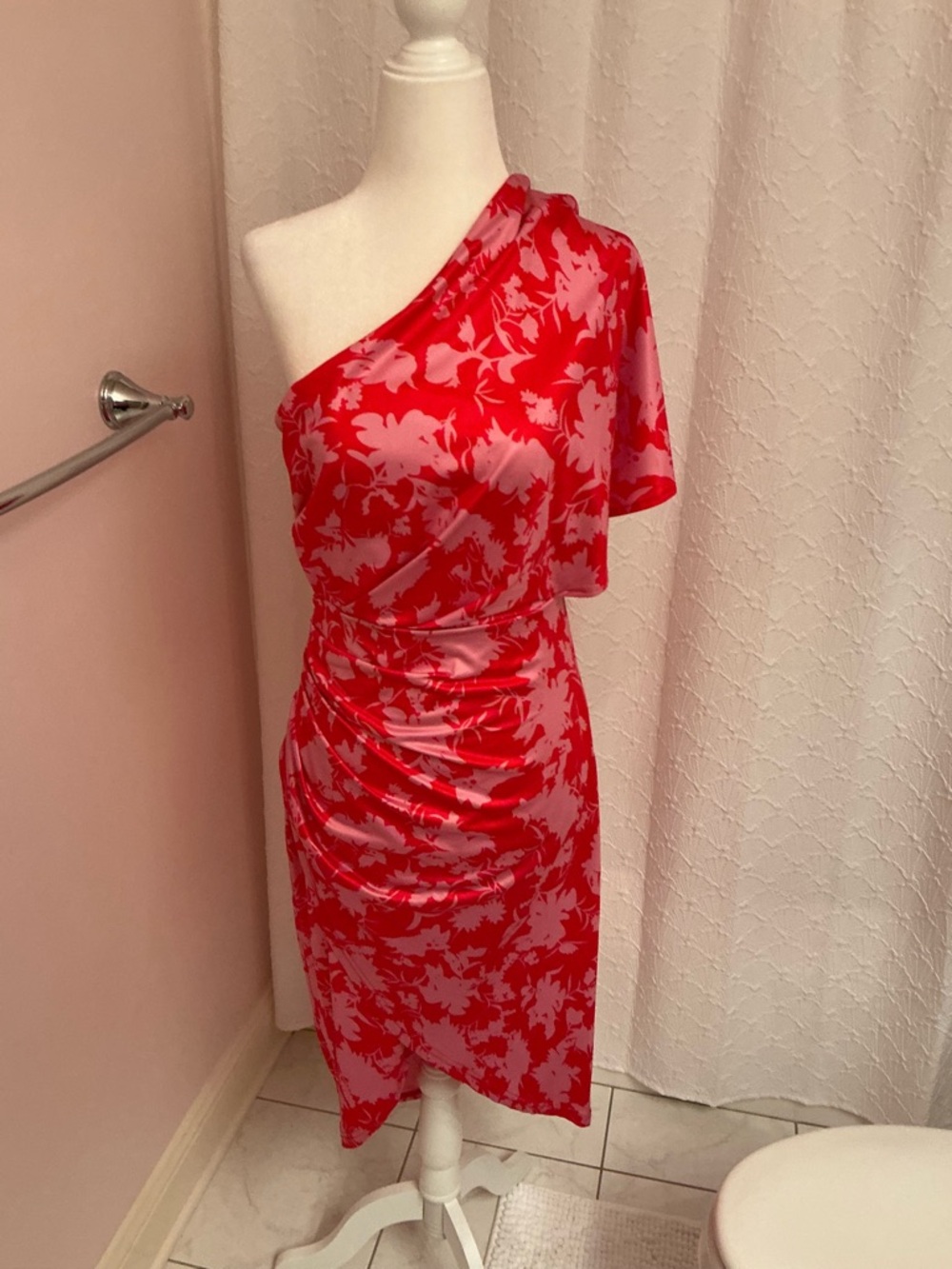 One-Shoulder Red Floral Sheath Dress